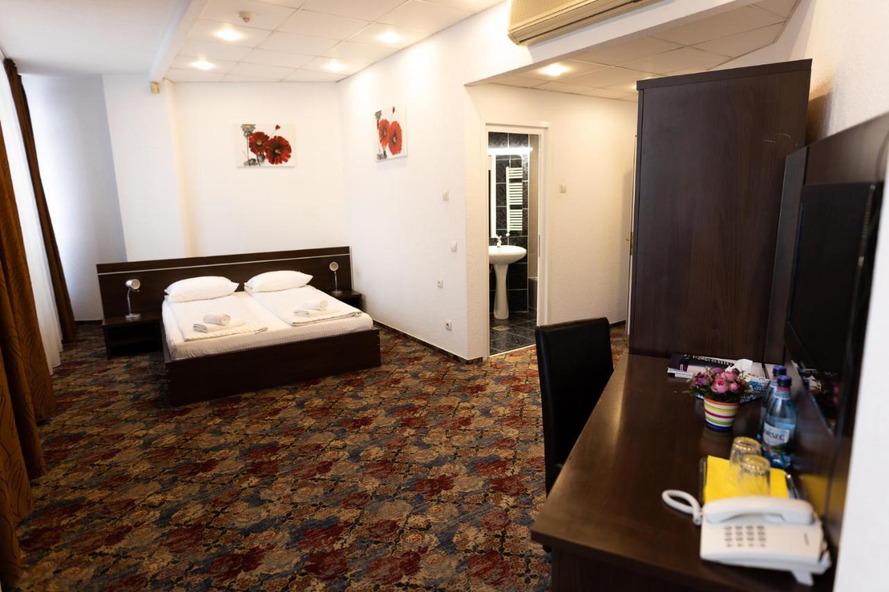 Hotel Select Sibiu Exterior foto
