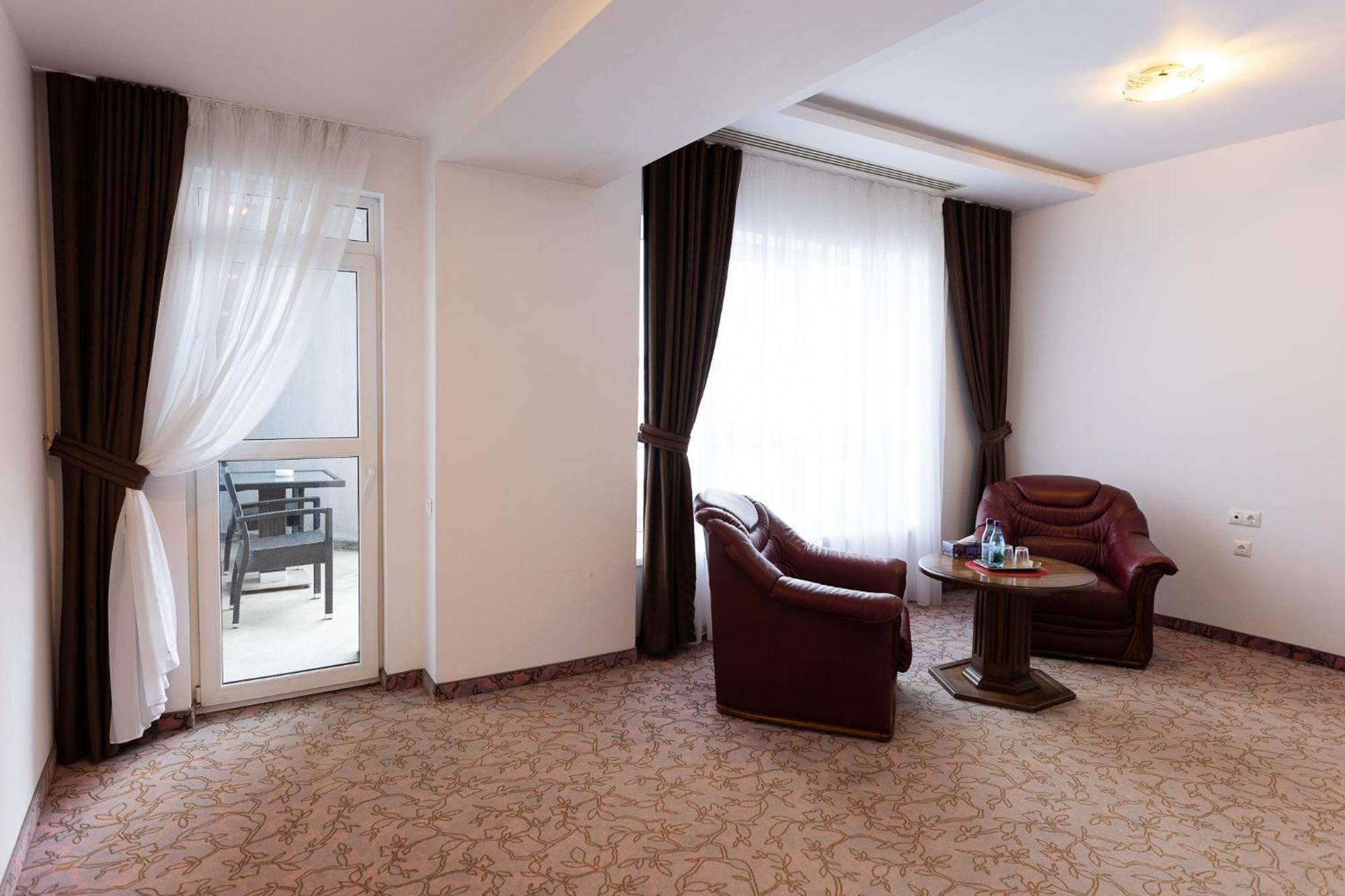 Hotel Select Sibiu Exterior foto